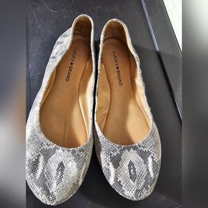 Lucky Brand Shoes S 8.5 Emmie Snake Print Slip On Ballet Flats in Gray Leather